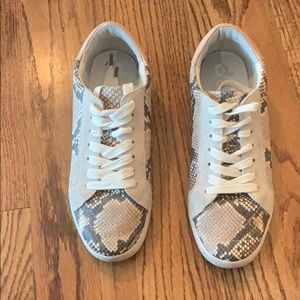 Snakeskin sneaker